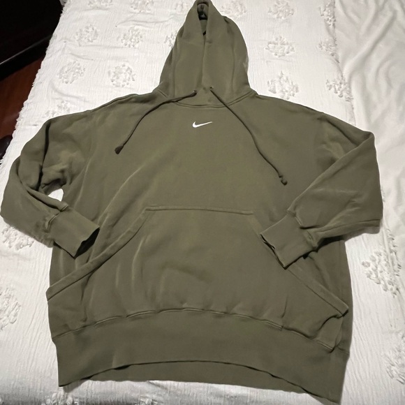 Nike Other - Nike Men's Khaki Green Pullover Hoodie